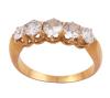 <span class='ref_item'>96 -</span> <span class="object_title">SORTIJA EN ORO DE 18KT. CON CINCO DIAMANTES</span>  <p><span class="technical_description">Sortija "Cinquillo" realizada en oro de 18 kt. compuesta por cinco diamantes en talla brillante antigua dispuestos sobre garras en ligero degradé, en el centro el de tamaño ligeramente mayor y más pequeños hacia los lados, con peso total aprox. 1.60ct<br/>Media sortija: 17<br/>Ref: 4759</span><br>Peso: <span class="PESO_HCES1">4,50</span> <span class="PESOUMED_HCES1">gr.</span><br></p>