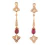 <span class='ref_item'>18 -</span> <span class="object_title">PENDIENTES LARGOS EN ORO DE 18 KT. CON TURMALINA RUBELITA Y DIAMANTES</span>  <p><span class="technical_description">Pareja de pendientes largos realizados en oro de 18 kt. con turmalinas rubelita en talla oval y peso total aprox. 1.90 ct. y adorno de diamantes en talla brillante con peso total aprox.1.02 ct.<br/>Cierre: Presiones. Longitud: 5,5 cm<br/>Ref: 61567</span><br>Peso: <span class="PESO_HCES1">10,80</span> <span class="PESOUMED_HCES1">gr.</span><br></p>