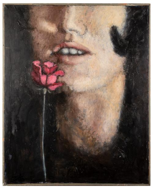 Mujer con rosa