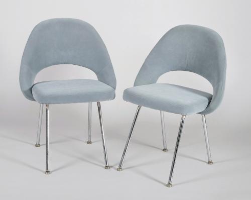 PAREJA DE SILLAS MODELO 72 USB DISEÑO EERO SAARINEN