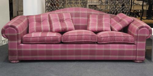 SOFA TRES PLAZAS MODELO SORIA, DISEÑO LAMBERTO GARCIA