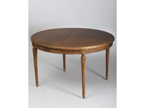 MESA DE COMEDOR ESTILO LUIS XVI