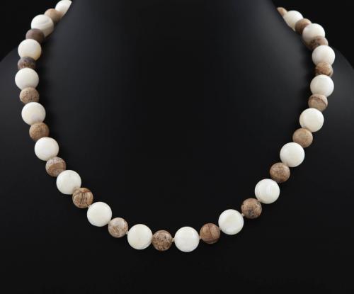 Collar