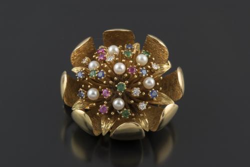 Broche
