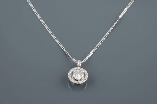 Colgante con cadena