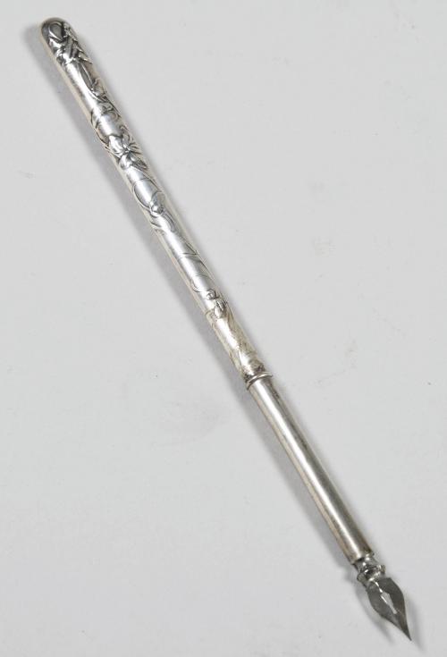 PLUMA ART NOUVEAU.