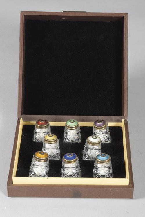 COLECCIÓN DE SALEROS VIENESES,    SIGLO XIX