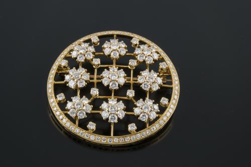 Broche