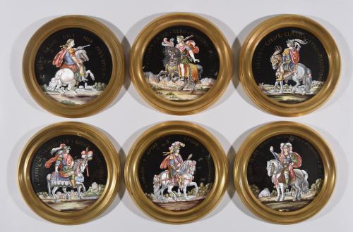DOCE TONDOS EN ESMALTE DE LIMOGES, 1820-1830