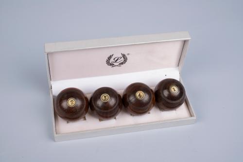 JUEGO DE BOWLS INGLES DE 4 BOLAS EN MADERA DE GUAYACAN, NUM