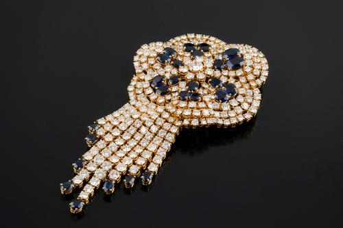 Broche
