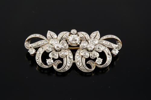 Broche