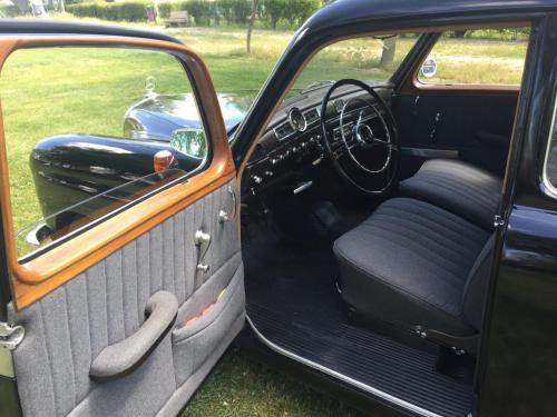 MERCEDES BENZ 180 1956