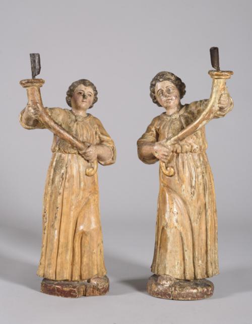 Pareja de ángeles torcheros