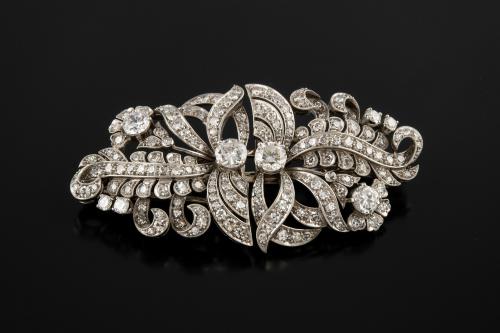 Broche