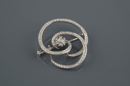 Broche