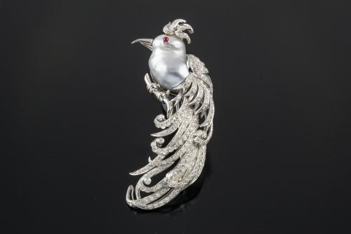 Broche