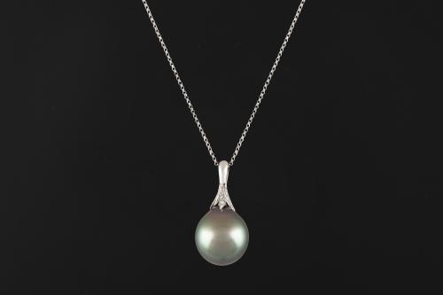 Colgante con cadena