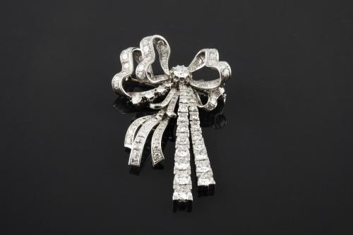 Broche