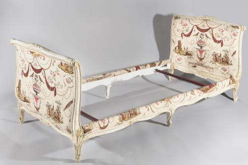 CAMA FRANCESA ESTILO LUIS XV