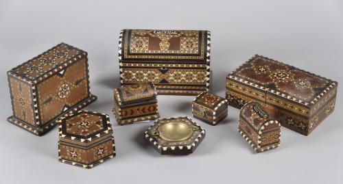 CONJUNTO DE OCHO CAJAS DE TARACEA GRANADINA