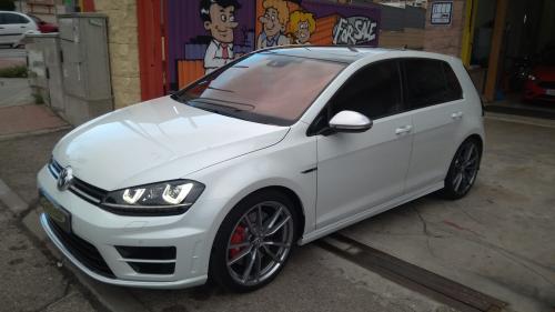 VOLKSWAGEN R 300 2.0 TSI