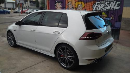 VOLKSWAGEN R 300 2.0 TSI