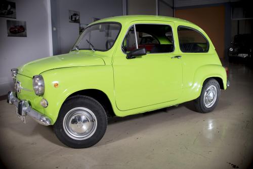 SEAT 600 E
