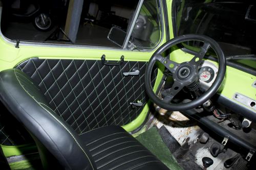 SEAT 600 E