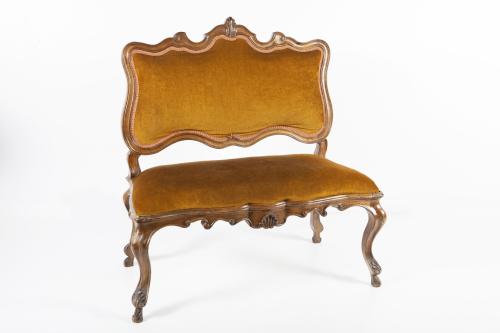 BANQUITO ESTILO CHIPPENDALE, SIGLO XIX