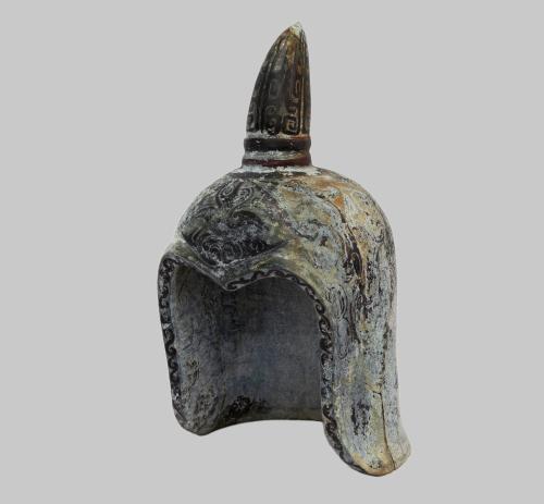 ANTIGUO CASCO CHINO DE PIEDRA POLICROMADA SIGUIENDO MODELOS