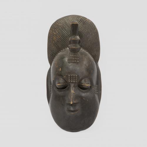 MÁSCARA AFRICANA DE MADERA TALLADA DE LA TRIBU BAULE DE COS