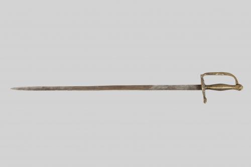 ESPADA DE LA CABALLERÍA ESPAÑOLA CON HOJA DE ACERO Y GUARDA