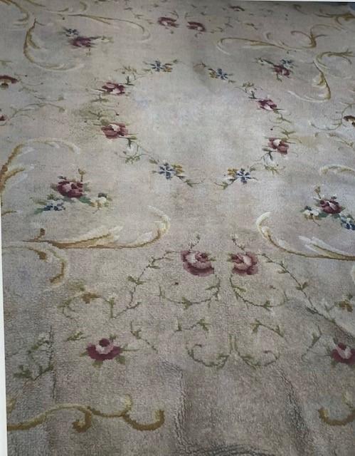 ALFOMBRA ESPAÑOLA DE NUDO, SIGLO XX