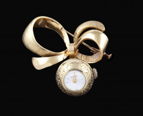 Broche