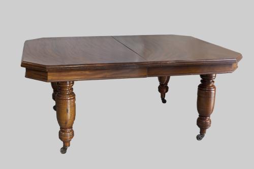 MESA DE COMEDOR VICTORIANA EXTENSIBLE CON MANIVELA DE SECCI