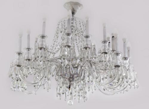 LÁMPARA DE TECHO DE ONCE LUCES DE VIDRIO CON BRAZOS CURVOS