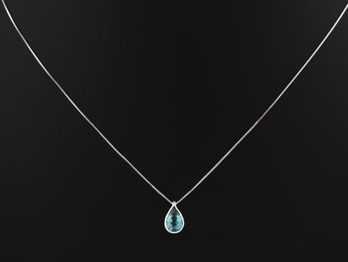 Colgante con cadena