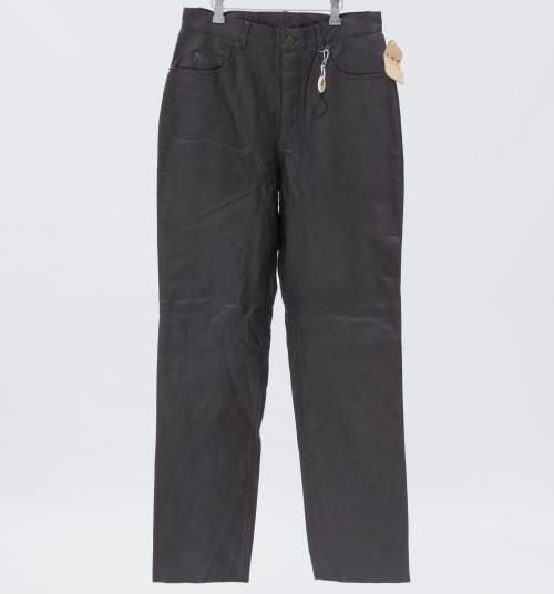 PANTALÓN DE MUJER EN CUERO COLOR MARRÓN