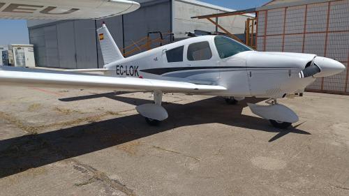 PIPER  CHEROKEE 180 C