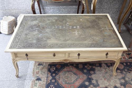 MESA DE CENTRO ANTIGUA ESTILO TRANSICIÓN DE LUIS XV A LUIS 