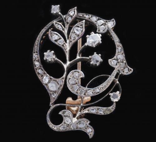 Broche