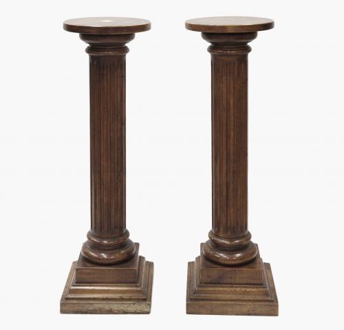 PAREJA DE COLUMNAS DE FUSTE ACANALADO PATINADAS 