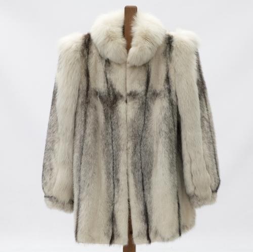 CHAQUETÓN DE VISÓN BLANCO Y NEGRO 