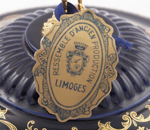 GRAN COPA DE ESTILO CLÁSICO EN PORCELANA DE LIMOGES (FRANCI