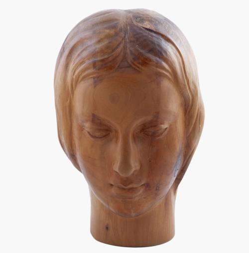 BUSTO DE DAMA REALIZADO EN MADERA DE OLMO TALLADO