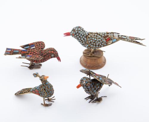 CONJUNTO DE CUATRO FIGURAS CHINAS 