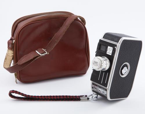 CÁMARA TOMAVISTAS SUIZA PAILLARD - BOLEX C8.