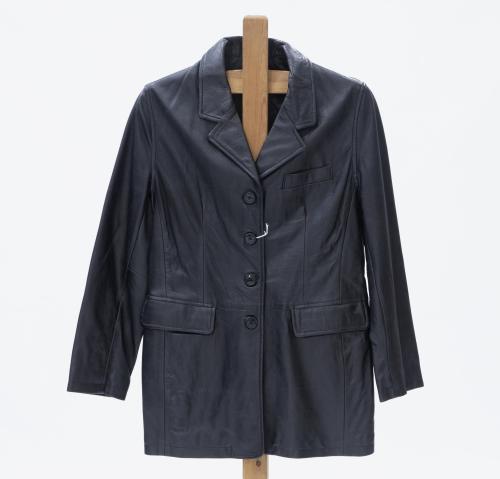 CHAQUETA DE HOMBRE EN CUERO NEGRO
