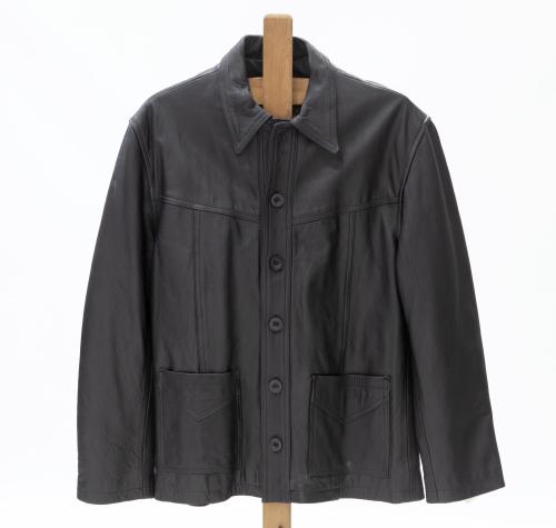 CHAQUETA DE HOMBRE EN CUERO NEGRO